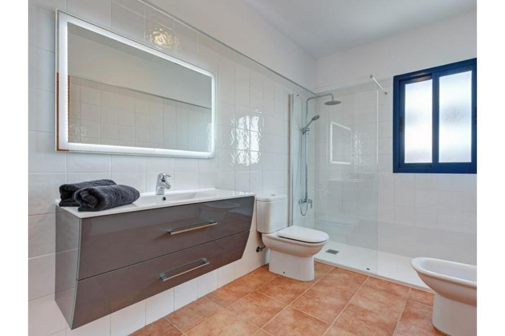 Villa Optimist Rubicon Piscina Climatizable, Frente Al Mar プラヤ・ブランカ エクステリア 写真