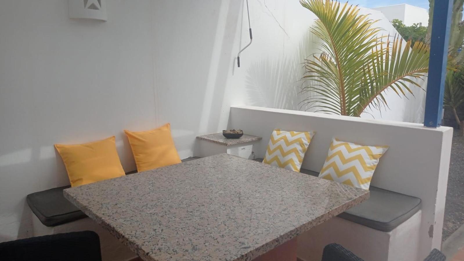 Villa Optimist Rubicon Piscina Climatizable, Frente Al Mar プラヤ・ブランカ エクステリア 写真