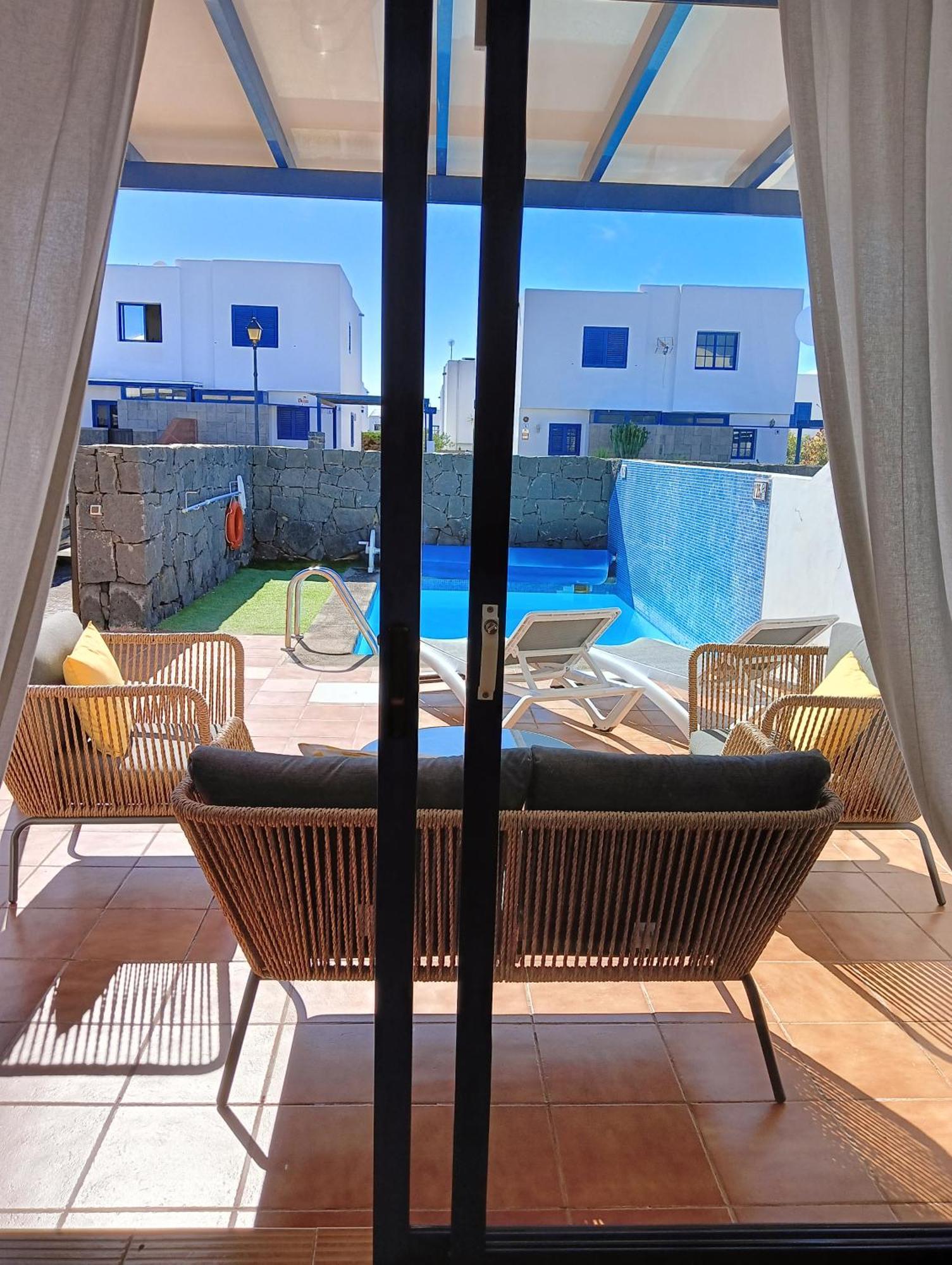 Villa Optimist Rubicon Piscina Climatizable, Frente Al Mar プラヤ・ブランカ エクステリア 写真